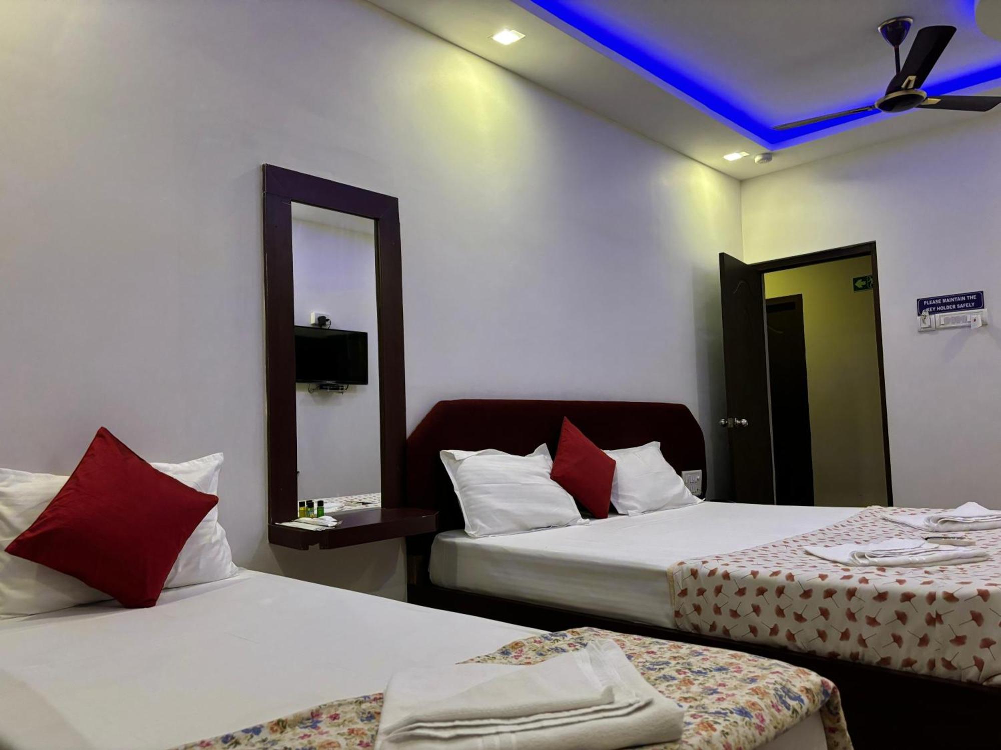 The Tamarind Tree Hotel & Restaurant Shadipur Exterior foto